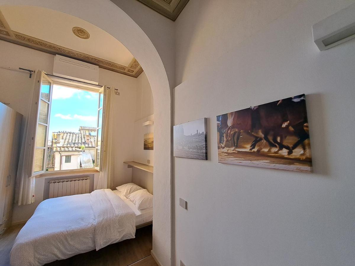 Alloggio Ristrutturato A 50 Metri Da Piazza Del Campo Siena Bagian luar foto
