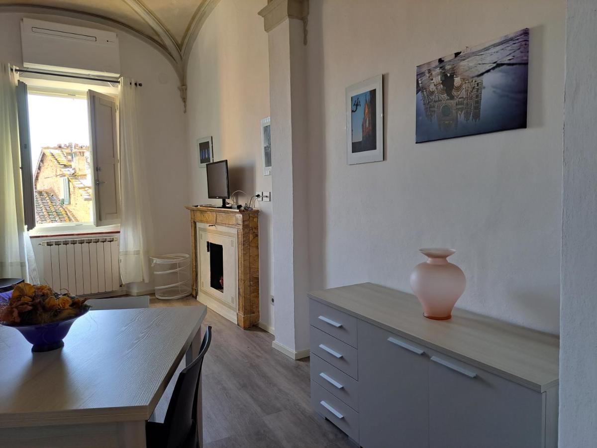 Alloggio Ristrutturato A 50 Metri Da Piazza Del Campo Apartment Siena Bagian luar foto